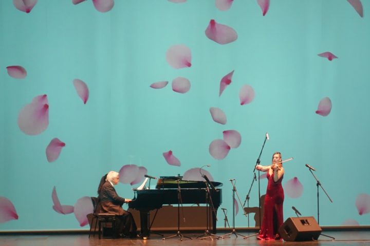 Roberto Bravo regresa con gran concierto de homenaje